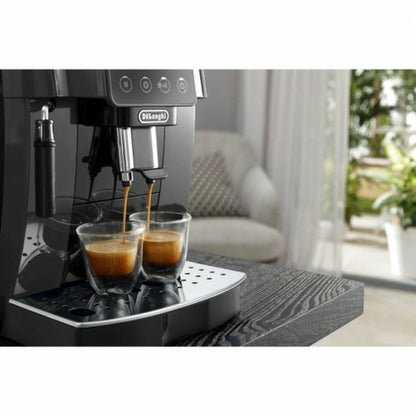 DeLonghi Magnifica Start Super automatic coffee machine 15 bar Black