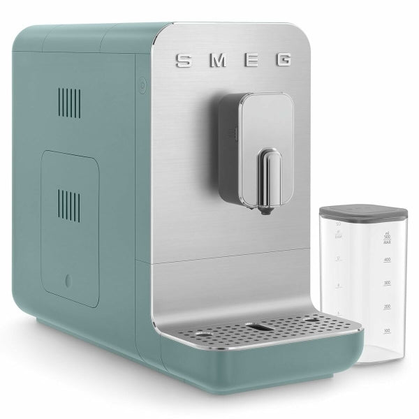 Smeg Superautomatische Kaffeemaschine BCC13EGMEU